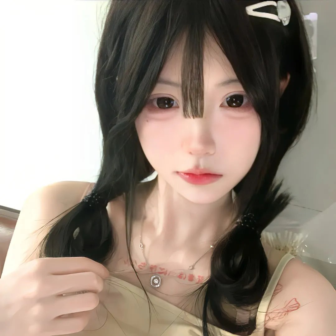 拉莉萨